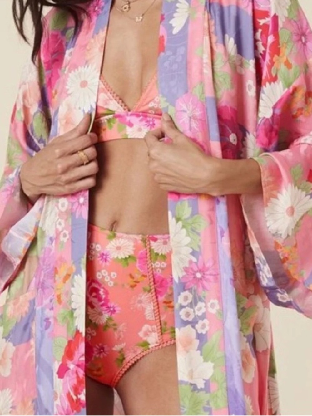 Spell Carrie Robe - Picture 2 of 2
